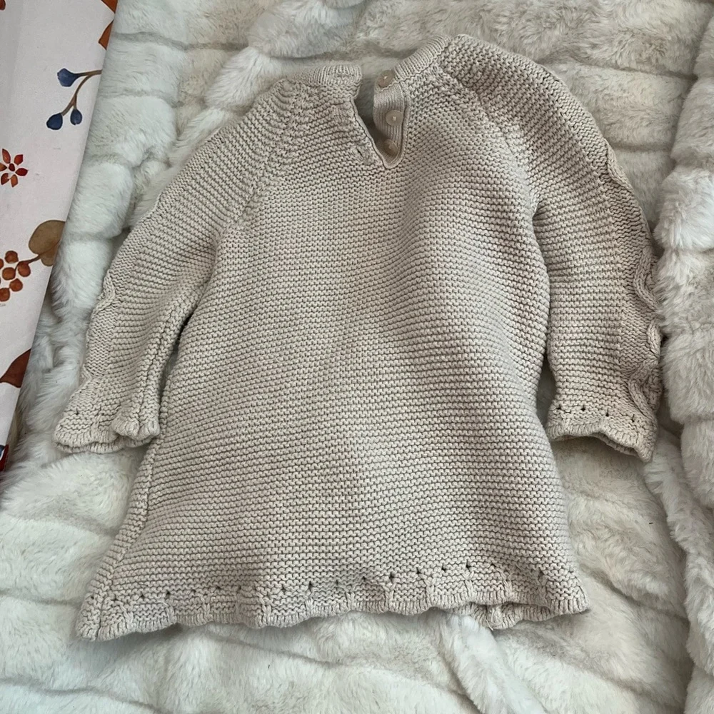 Cupcakes and Cashmere Baby Girl 12M Clean Preppy Neutral Resortcore Spring City